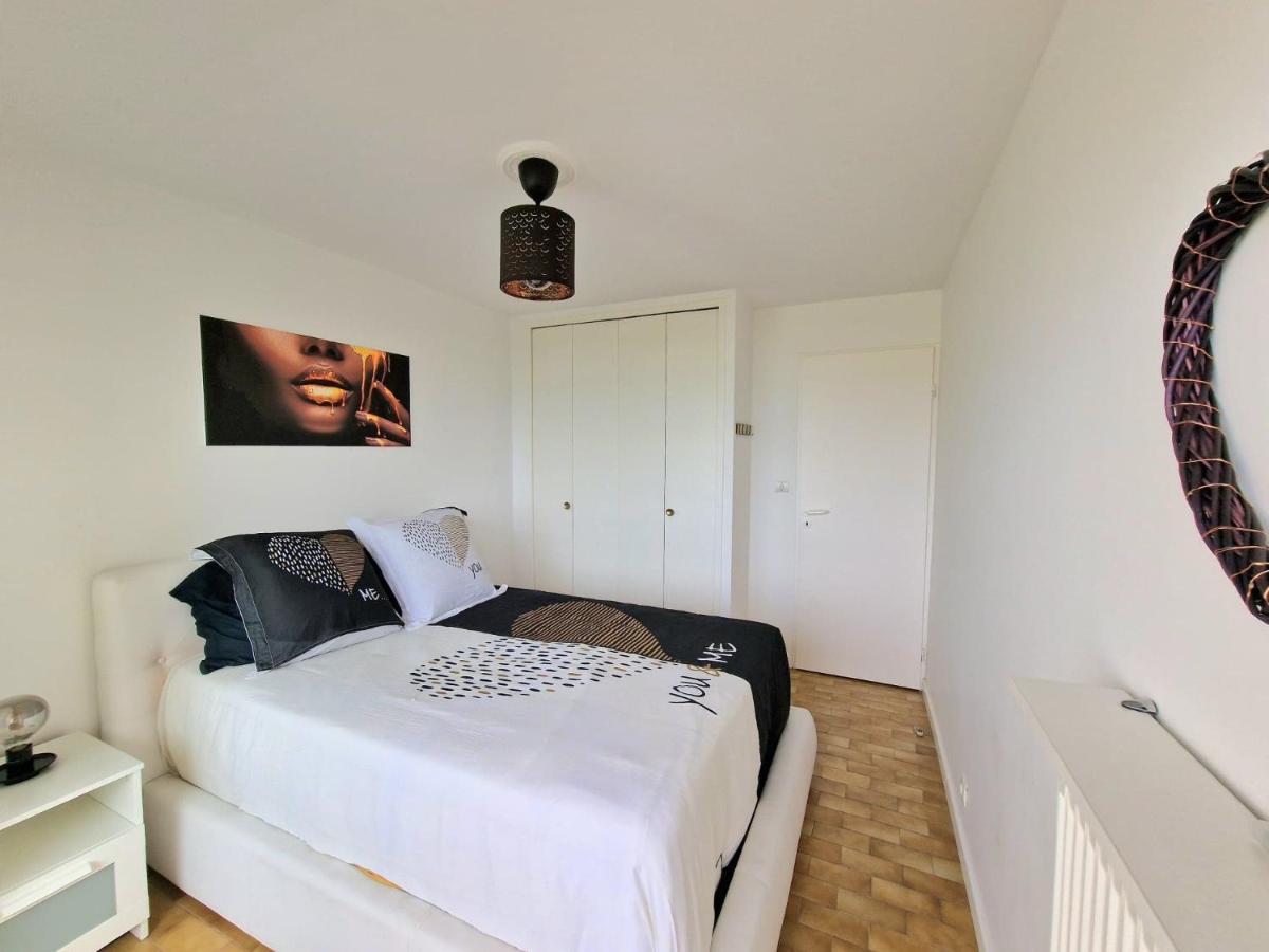 Appartement 1Ere Ligne Piscine Terrasse Au Bord De La Plage Front De Mer Avec 6 Velos Палава-ле-Фло Экстерьер фото